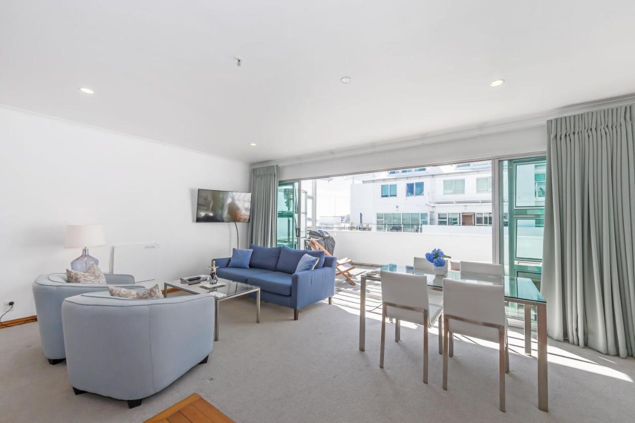 Waterfront Two Bedroom Apartment; Great Location! Окленд Экстерьер фото